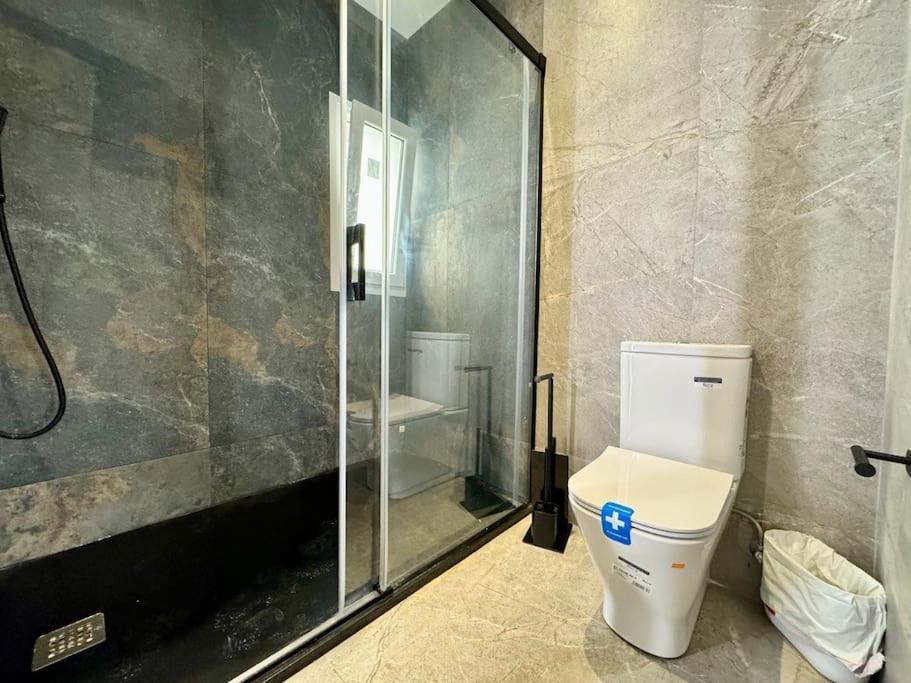 4Bd Central Soho Luxe Retreat Terrace 2Bh & Ac Málaga Eksteriør bilde